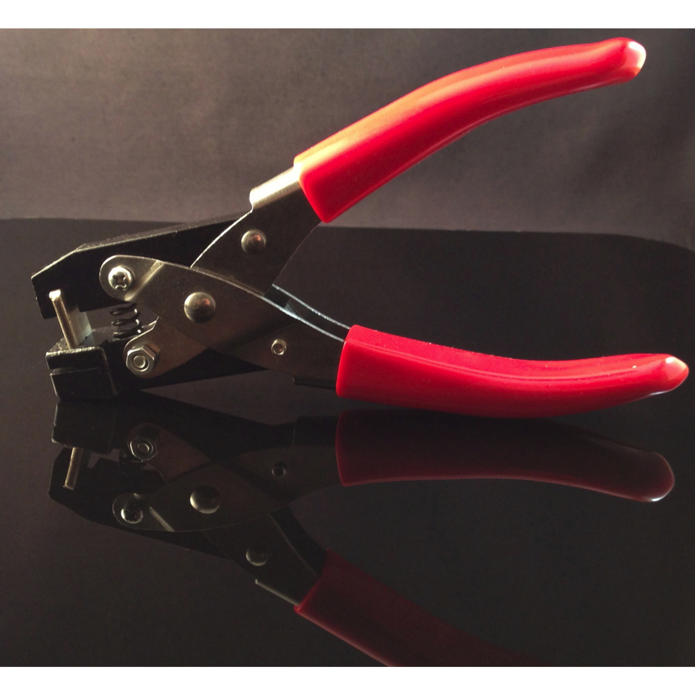 Id Card Clip Punching Machine